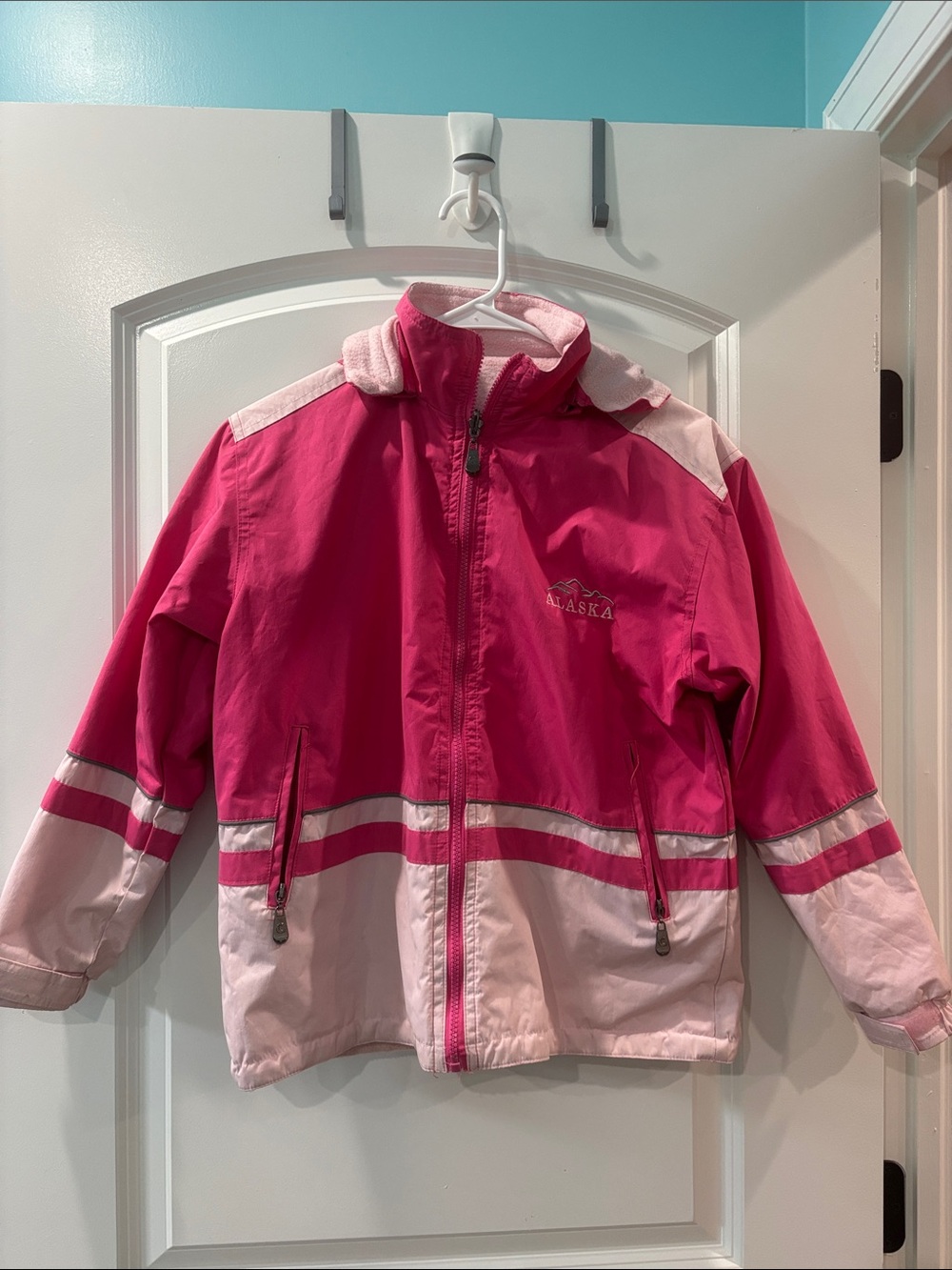 Girls 10/12 reversible jacket from Alaska.